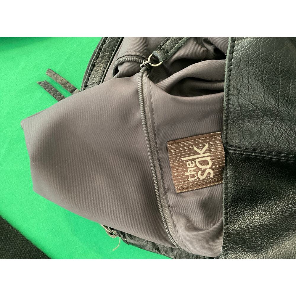 The Sak Black Leather Silverlake Crossbody Bag Zip Pockets **missing Hang tag** - Picture 16 of 16